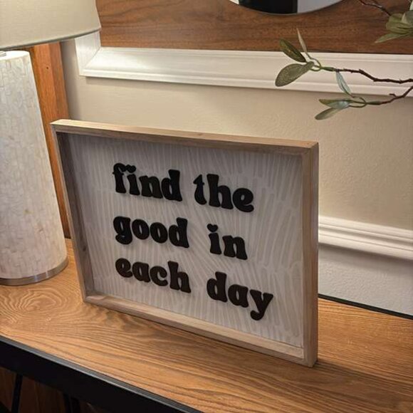 Wall Art 15 1/2 x 1 ft - Picture 2 of 3